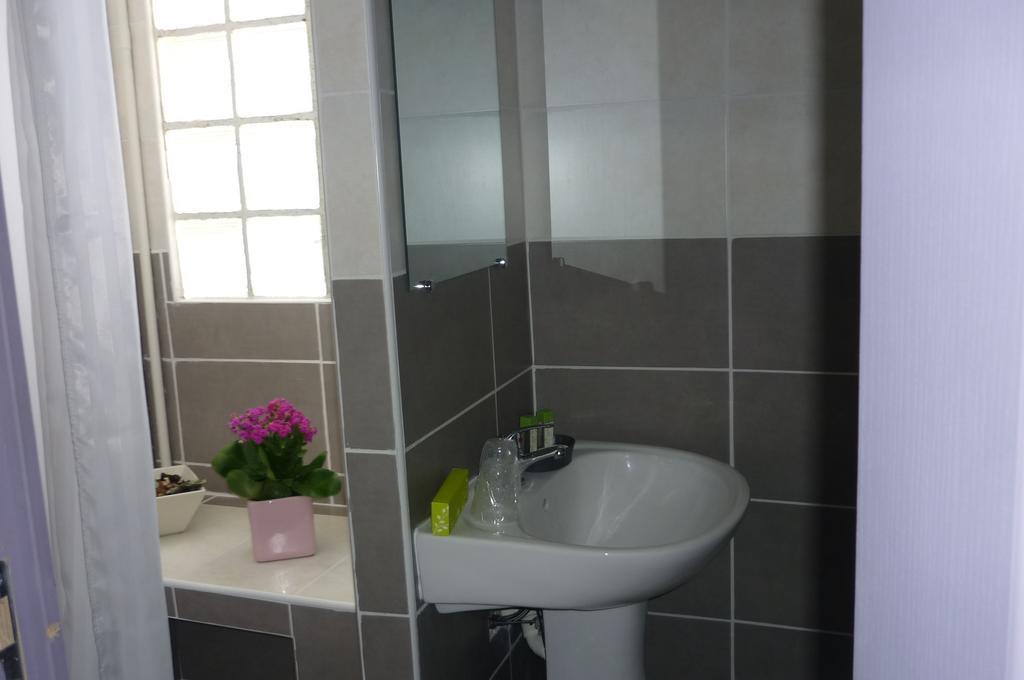 L'Hospitalet Saint Charles Hotel Montpellier Kamer foto