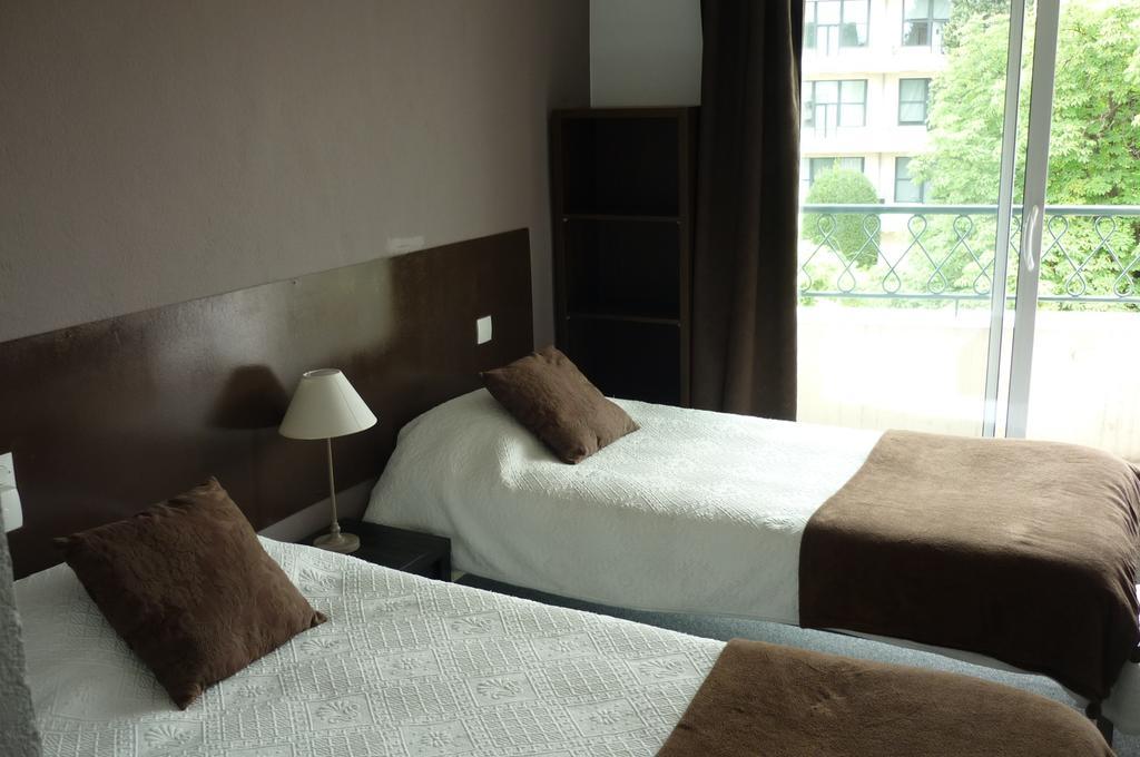 L'Hospitalet Saint Charles Hotel Montpellier Kamer foto
